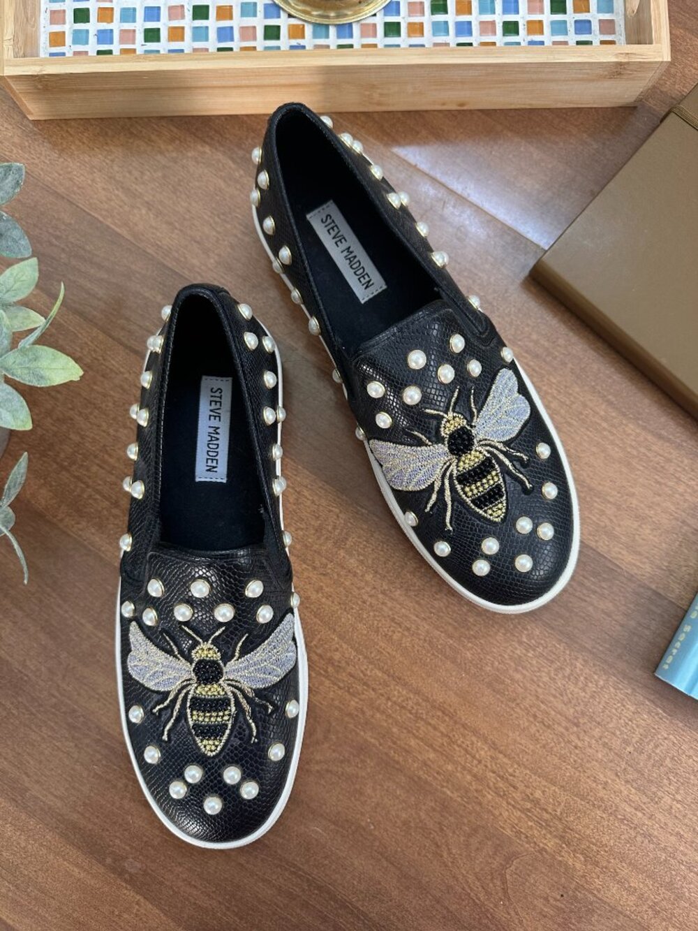 Steve Madden Bee Pearl Embellished Slip-On Sneakers Black
